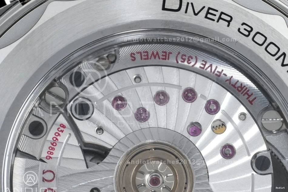 1:1 Edition Black Seamaster Bezel Clone Super Ceramic Asian Dial V4 Best 8800 Diver SS Black On VSF Bracelet 300M 0106